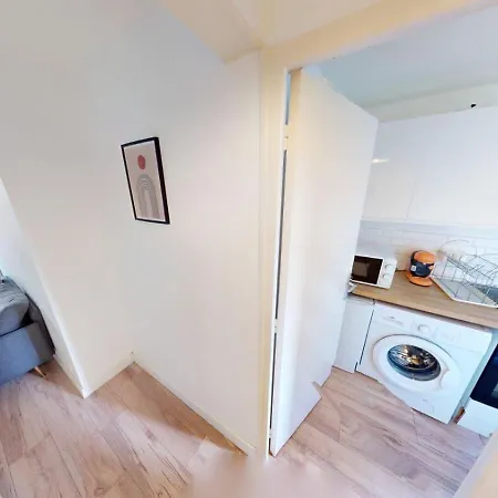 Cosy - Rue Rene Baheux Apartment *